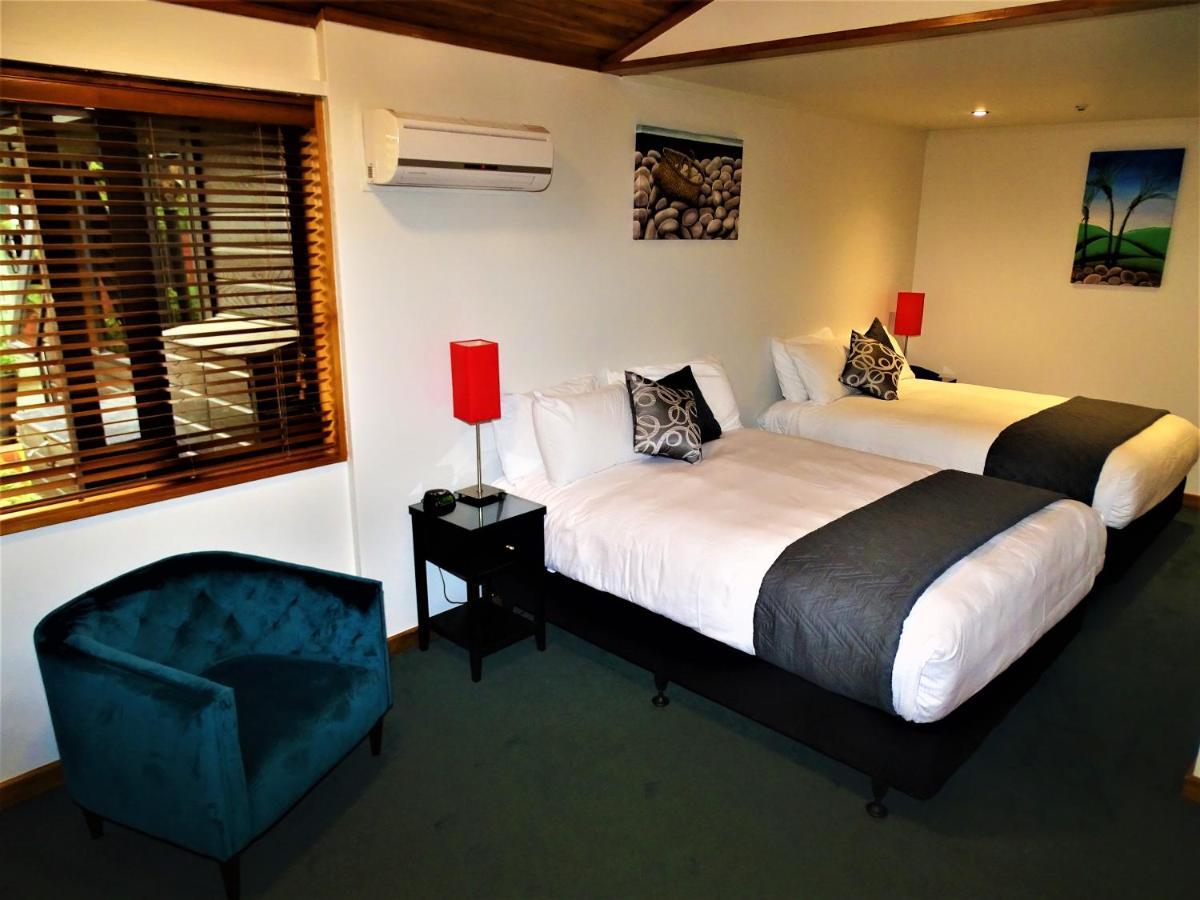 Riverside Hotel Marlborough ブレナム エクステリア 写真