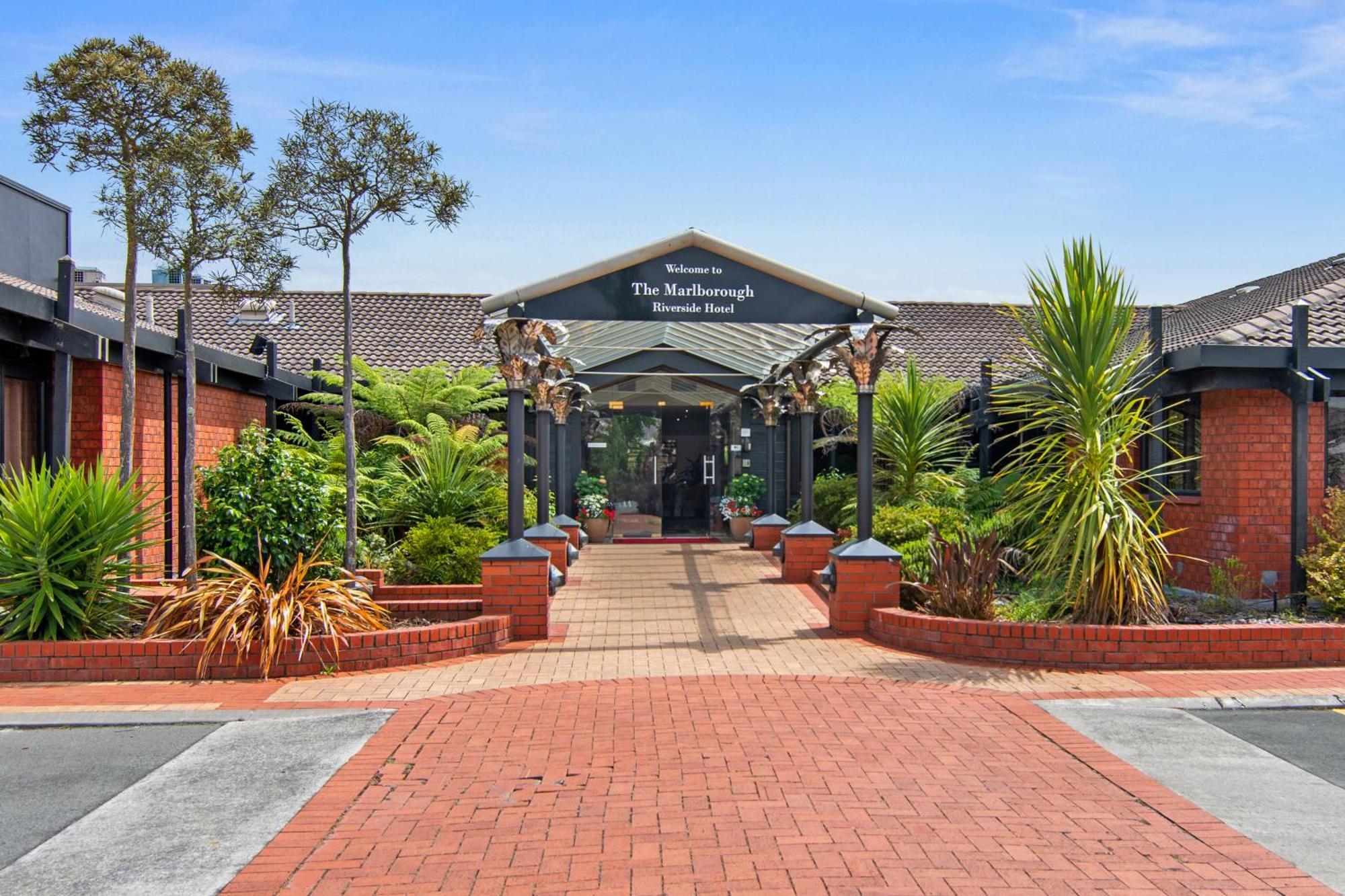 Riverside Hotel Marlborough ブレナム エクステリア 写真